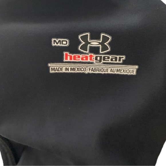 Under ARMOUR RACER TANK WITH SCOOP NECK IN BLACK SIDE SIZE MEDIUM - Picture 6 of 7